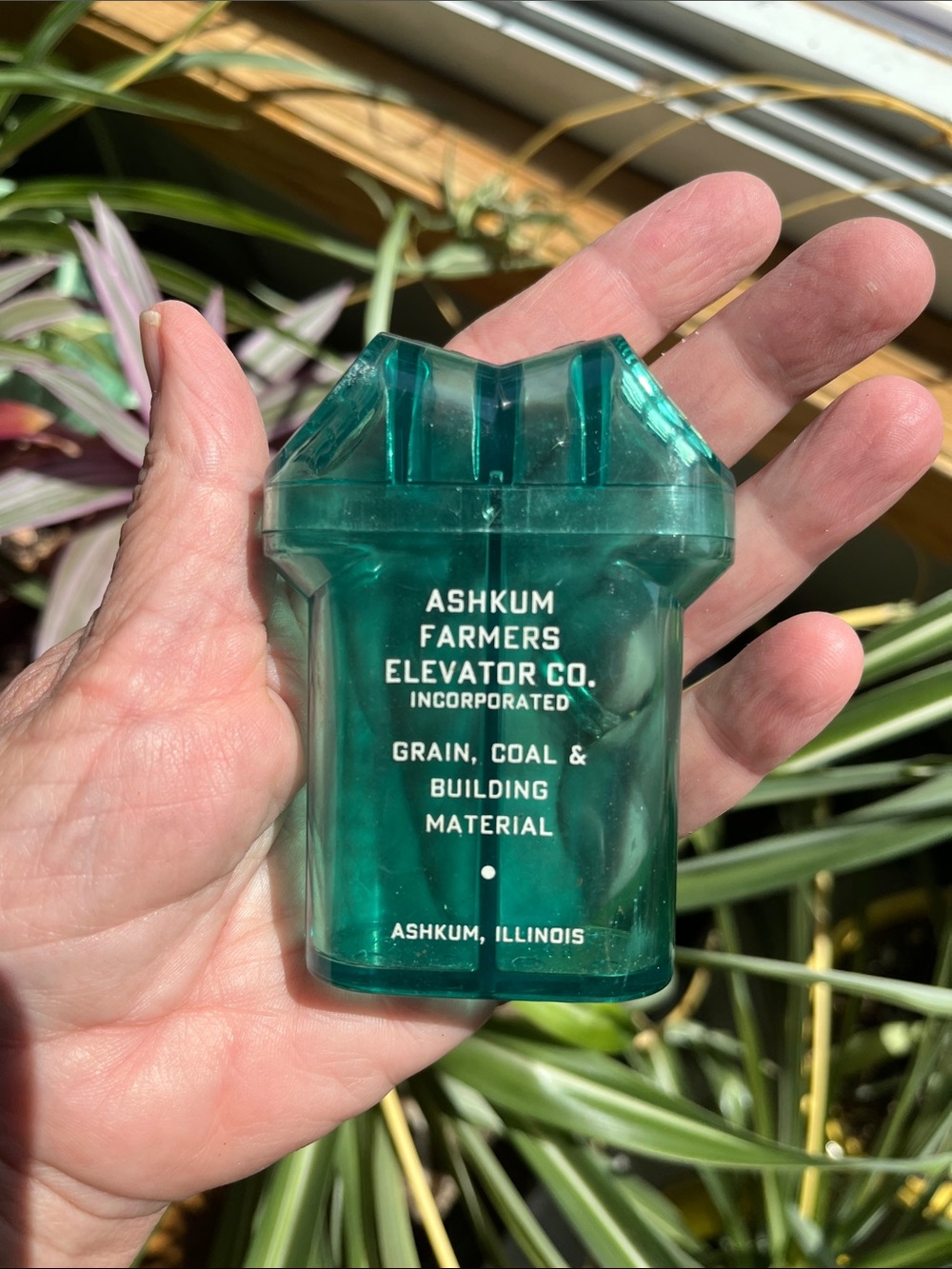 Vtg ASHKUM IL Farmers Grain Elevator Co Advertising Salt Pepper Shaker Plastic